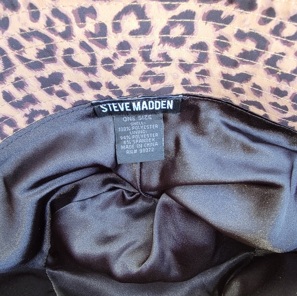 2 NWT womens bucket hats - Picture 5 of 7